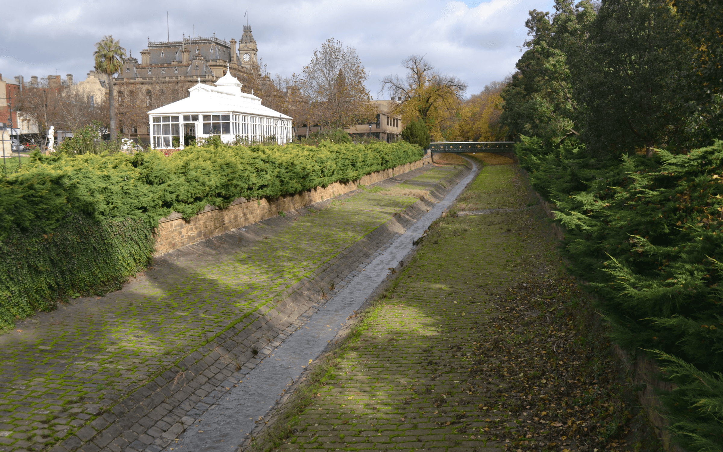 Bendigo Creek Low Line 2880x1800