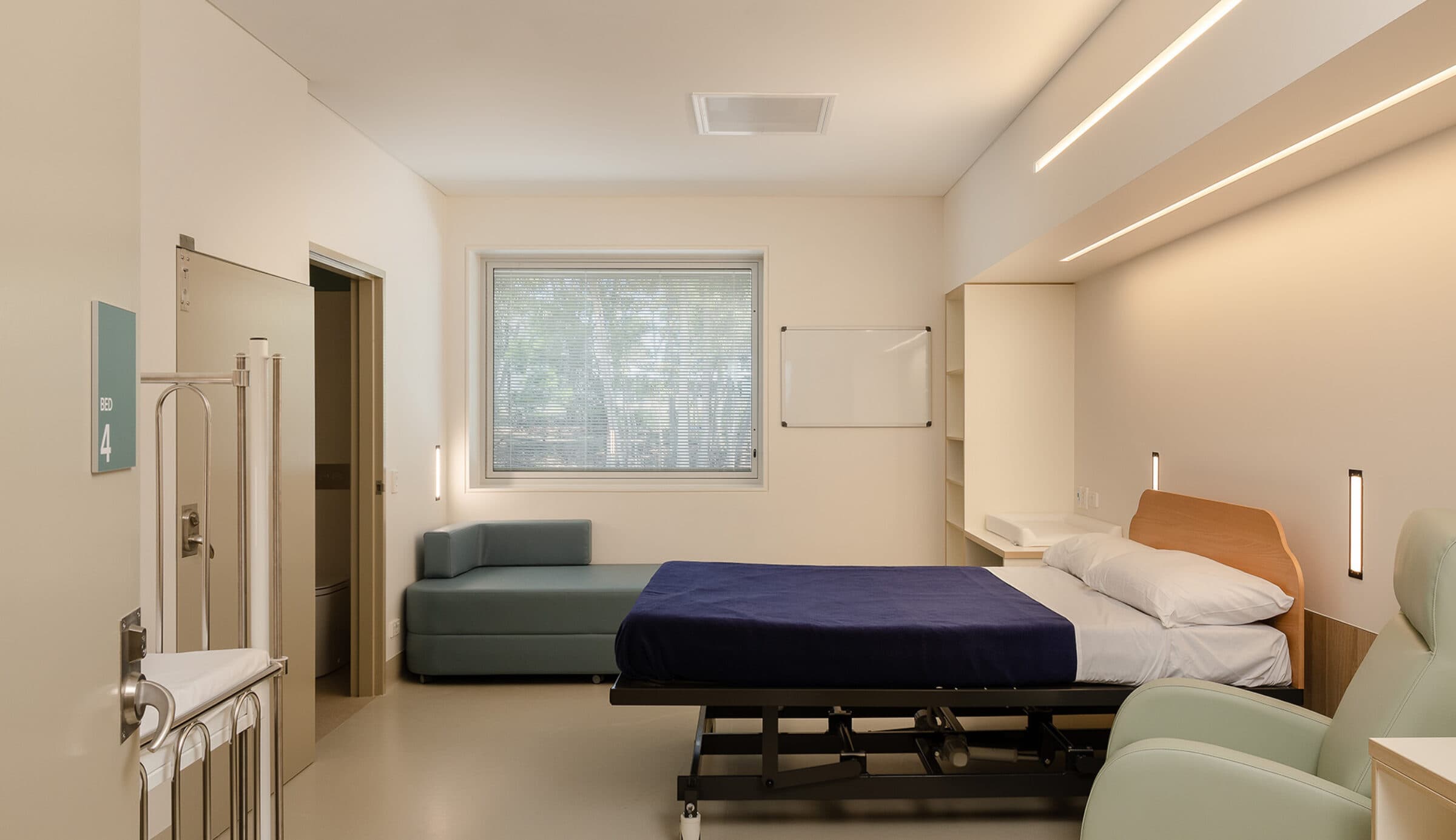 Image 3 1920x1108 M&B-Unit